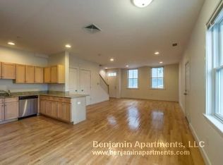105 2nd St #105, Cambridge, MA 02141