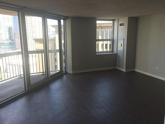 2nd image of 6 W Grand Ave #1210