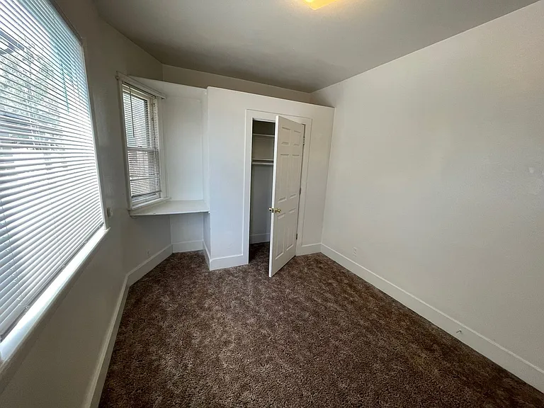 (1532 9th Ave) — Photo 24