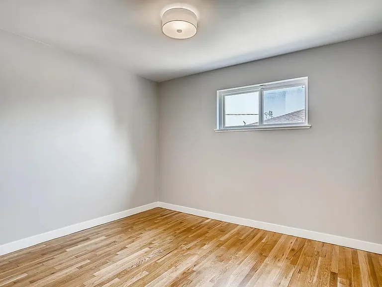 2275 W Gill Pl — Photo 8