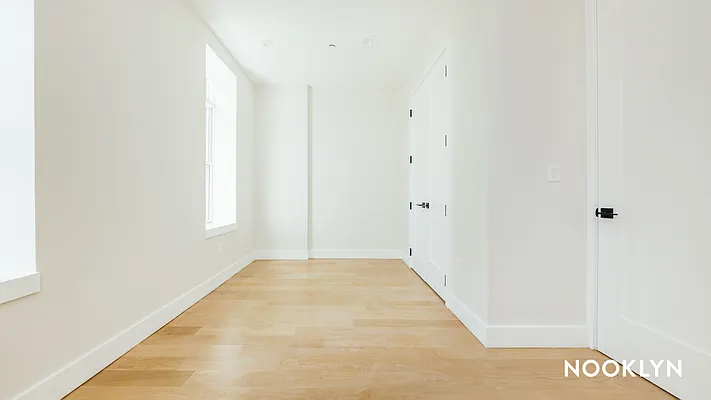 Rented by Nooklyn NYC LLC | media 9