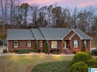 258 Lakeshore Loop, Oneonta, AL 35121