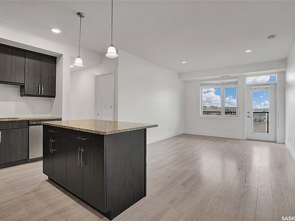 5th image of UNIT 308-770 Childers CRESCENT