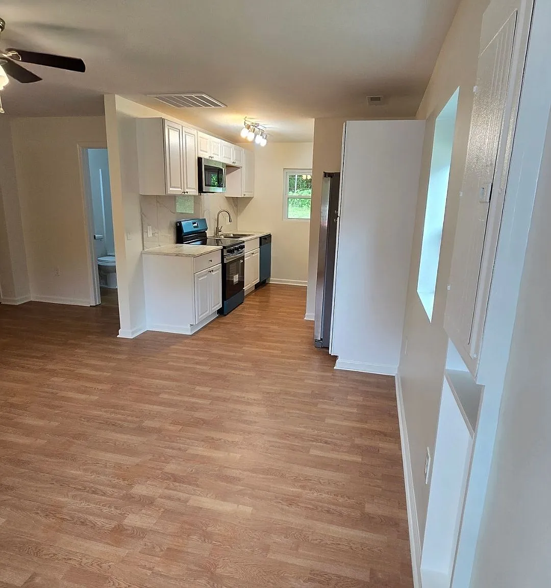 2 bed, 785 sqft, $1,600 — Photo 4