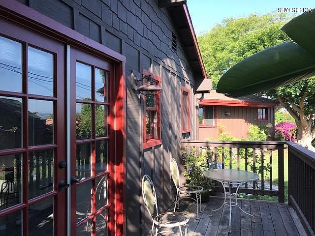 1st image of 142 Mira Mar St