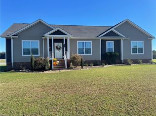 25324 Guy Place Rd, Courtland, VA 23837