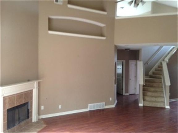 2nd image of 9165 Chastain Pl