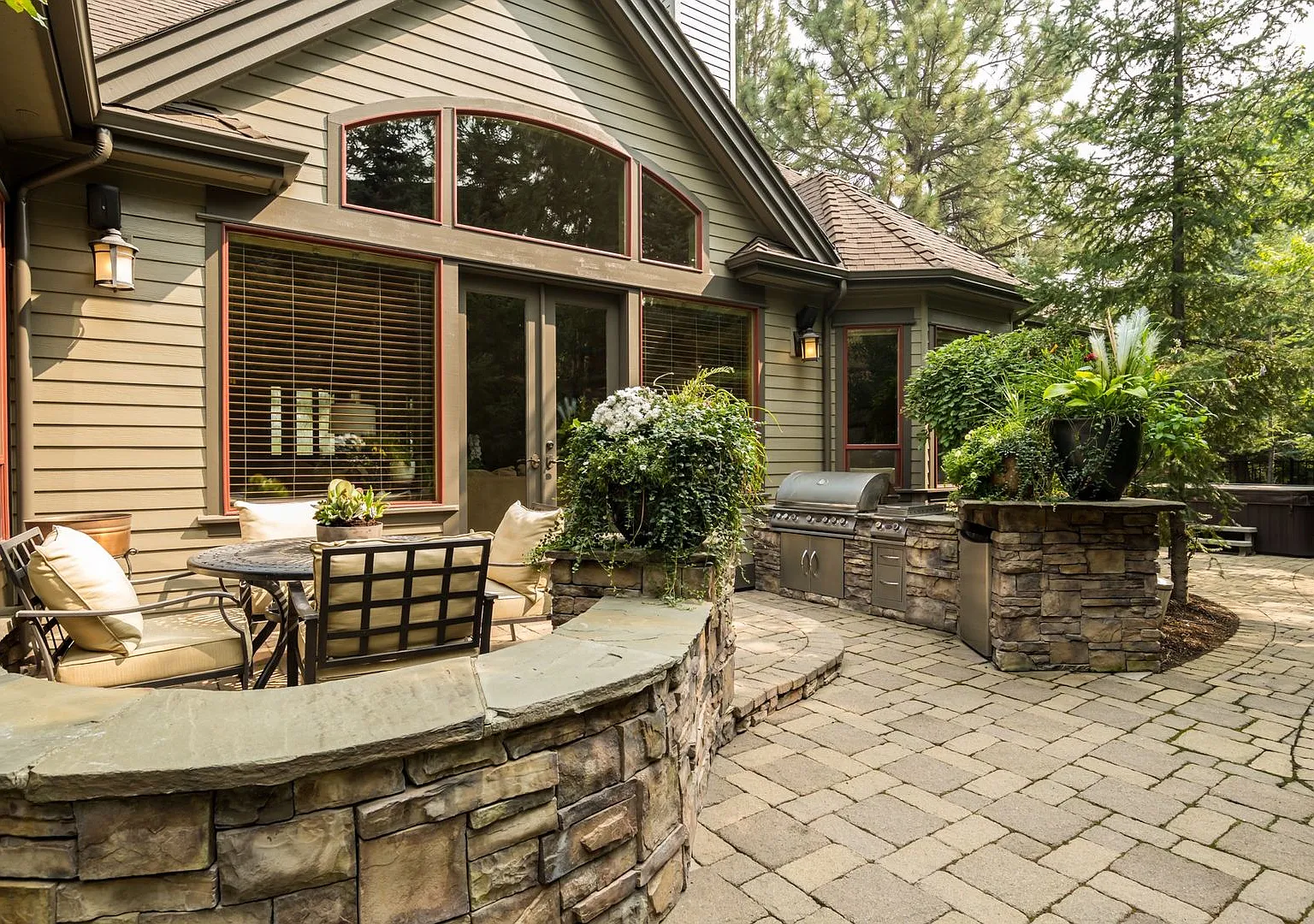 Westside custom home with high end craftsman finishes — Photo 4