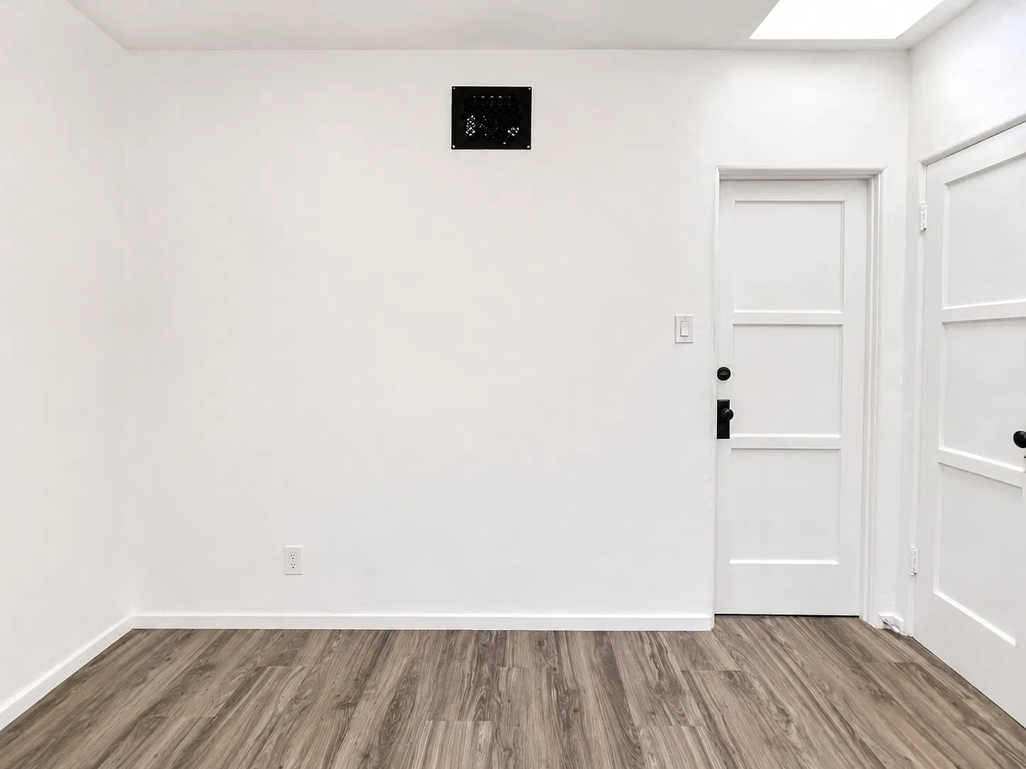 1147 24th Street, Unit A — Photo 2