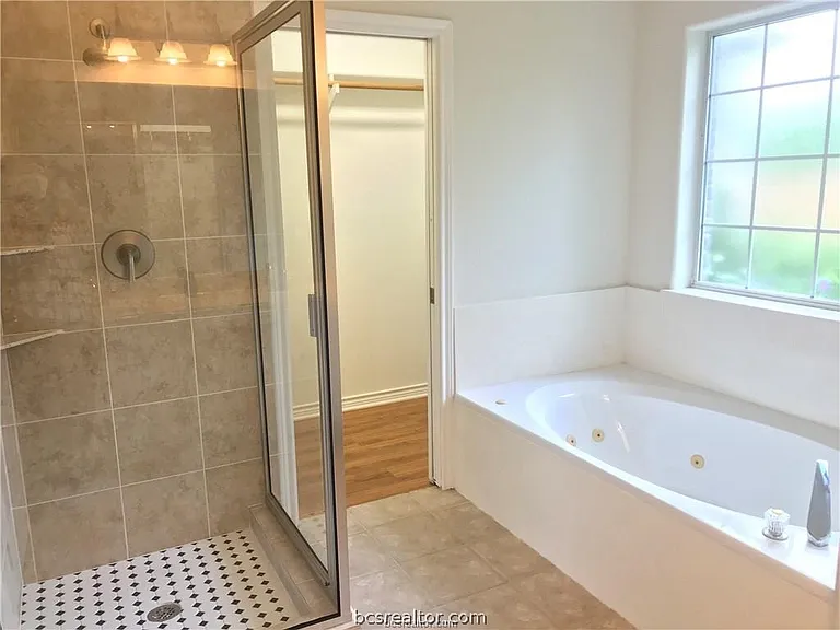 3754 Essen Loop — Photo 19
