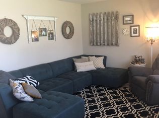 7442 Maple Ln, Overland Park, KS 66204