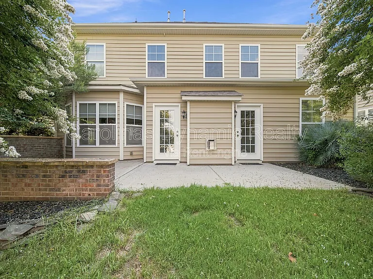 3405 Bidwell Ave — Photo 48
