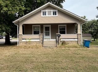 301 E Main St, Odessa, MO 64076