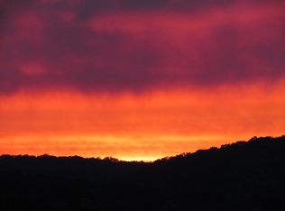 92 N Valley Trl, Eureka, MO 63025