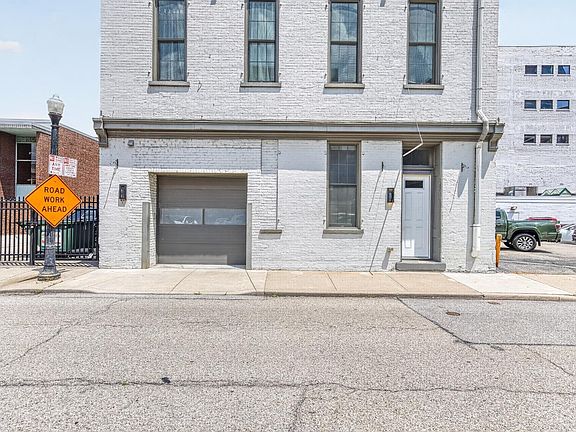 2nd image of 813 Broadway St #101