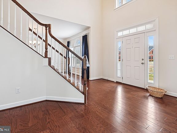 4th image of 76 Brittany Manor Way