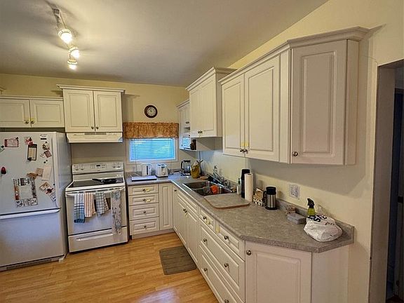5th image of 1351 108th St