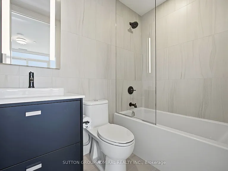 399 Royal Orchard Blvd #LPH16 — Photo 12