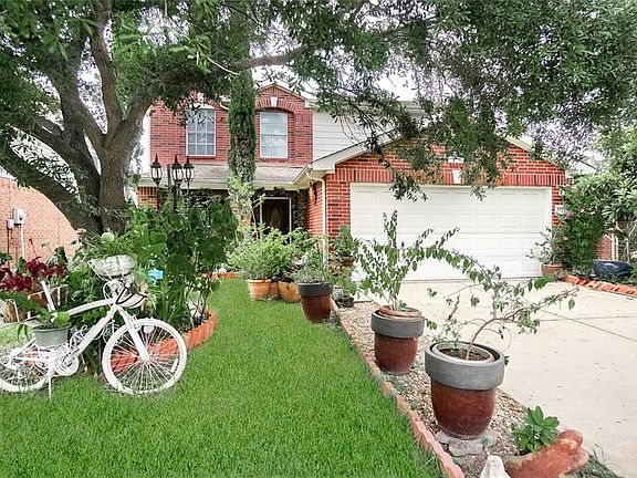 2nd image of 5727 Highbury Ct
