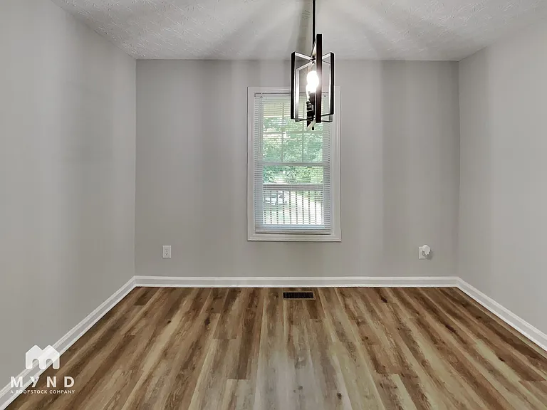 316 Eleanor Dr — Photo 10