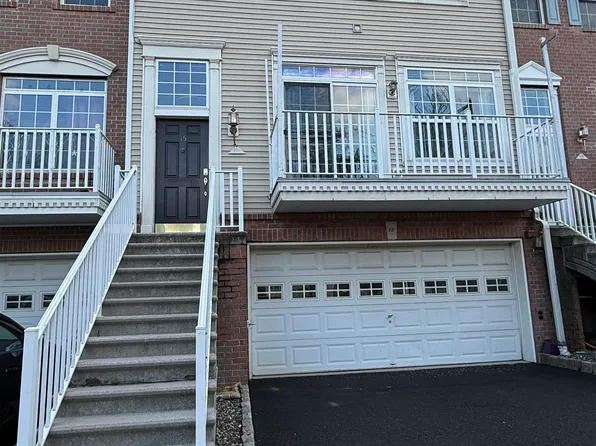 15 Hudson Ct, Jersey City, NJ 07305