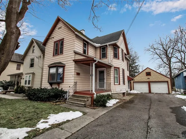 123 Aurora St, Lancaster, NY 14086