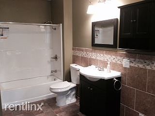Fuller - #1 Bathroom
