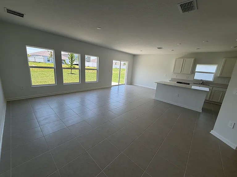 319 Puma Loop — Photo 17