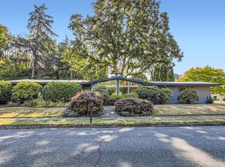 6870 SW Rollingwood Dr, Beaverton, OR 97008