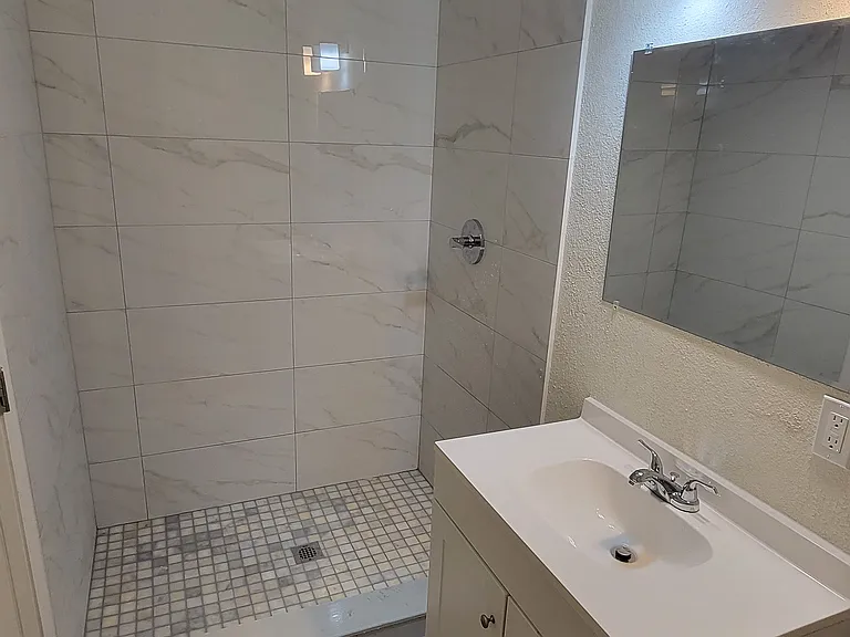 109 Will St — Photo 4