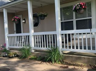 328 Parkway Blvd, Madison, OH 44057