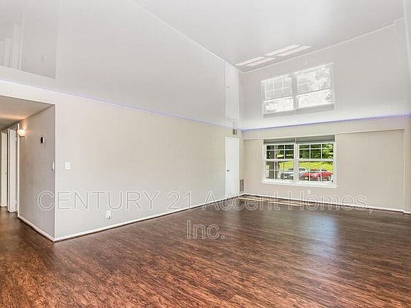 4th image of 7700 Tremayne Pl