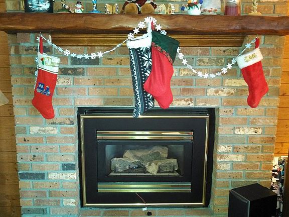 Gas fireplace