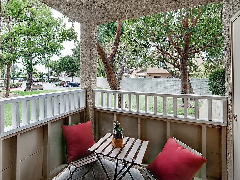 Parkside Court — Photo 14