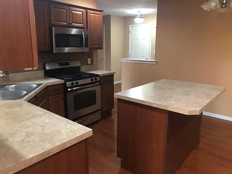 6128 Galleon Dr — Photo 16