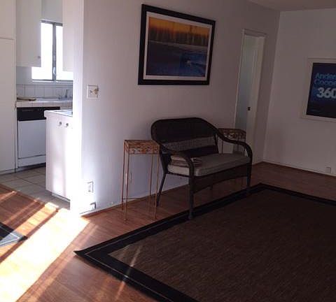 3rd image of 1109 S Sherbourne Dr #207
