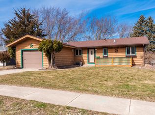 1851 35th St NW, Rochester, MN 55901