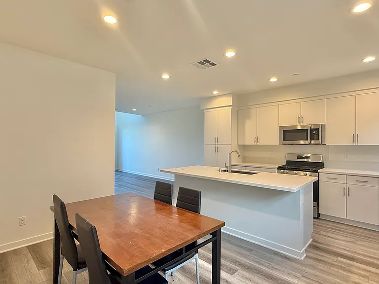 10523 Coupland Way — Photo 15