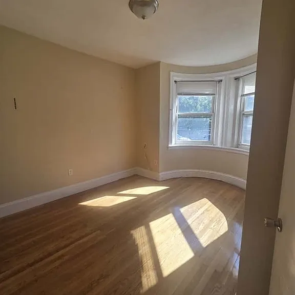 100 Saint Marys St #1 — Photo 2