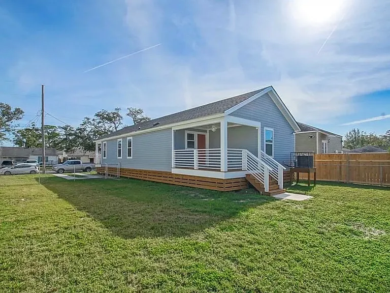 5171 Feliciana Dr — Photo 21