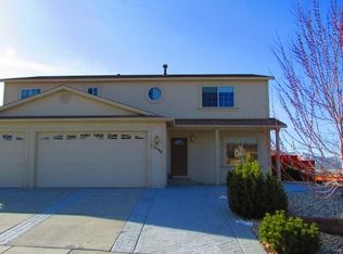 17490 Desert Lake Dr, Reno, NV 89508