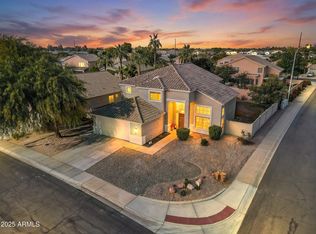 2272 E Torrey Pines Pl, Chandler, AZ 85249