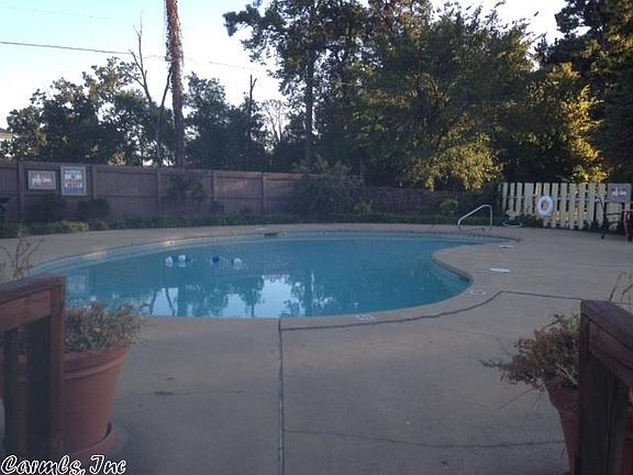 4th image of 120 Catalina Cir