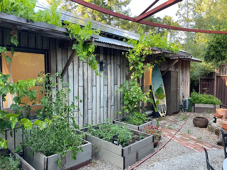 209 Moraga Way — Photo 1