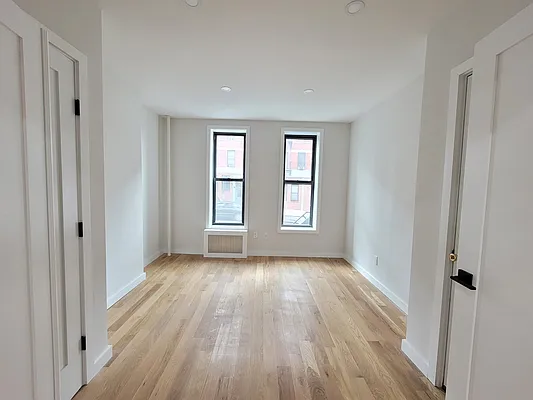 Rented by Highline Residential | media 14