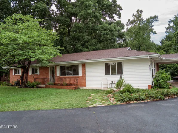 2201 Sentell Cir, Maryville, TN 37803