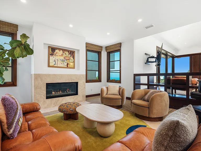 2260 El Amigo Rd — Photo 11