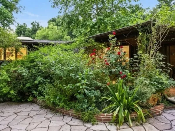 2427 Liberty Ln, Topanga, CA 90290