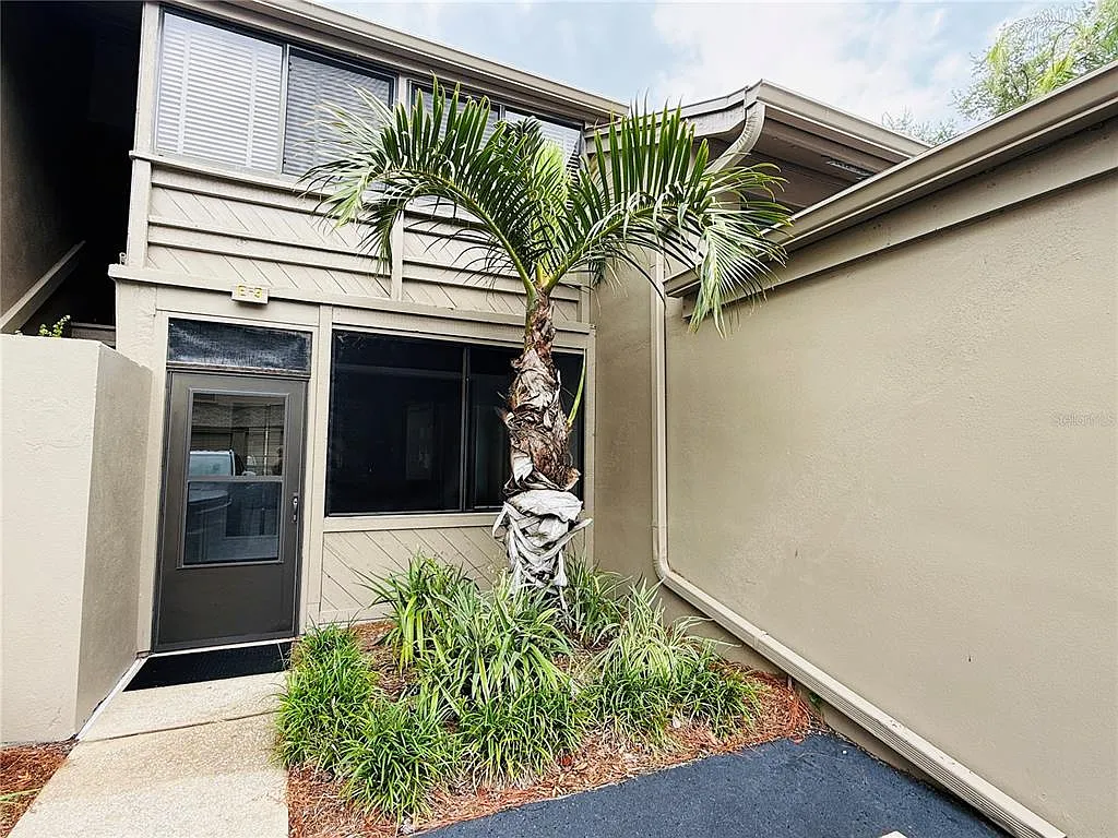 2 bed, 2.0 bath, 1294 sqft, $2,500 — Photo 2