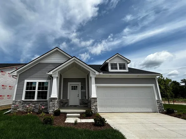 664 Bristol Dr, Chelsea, MI 48118